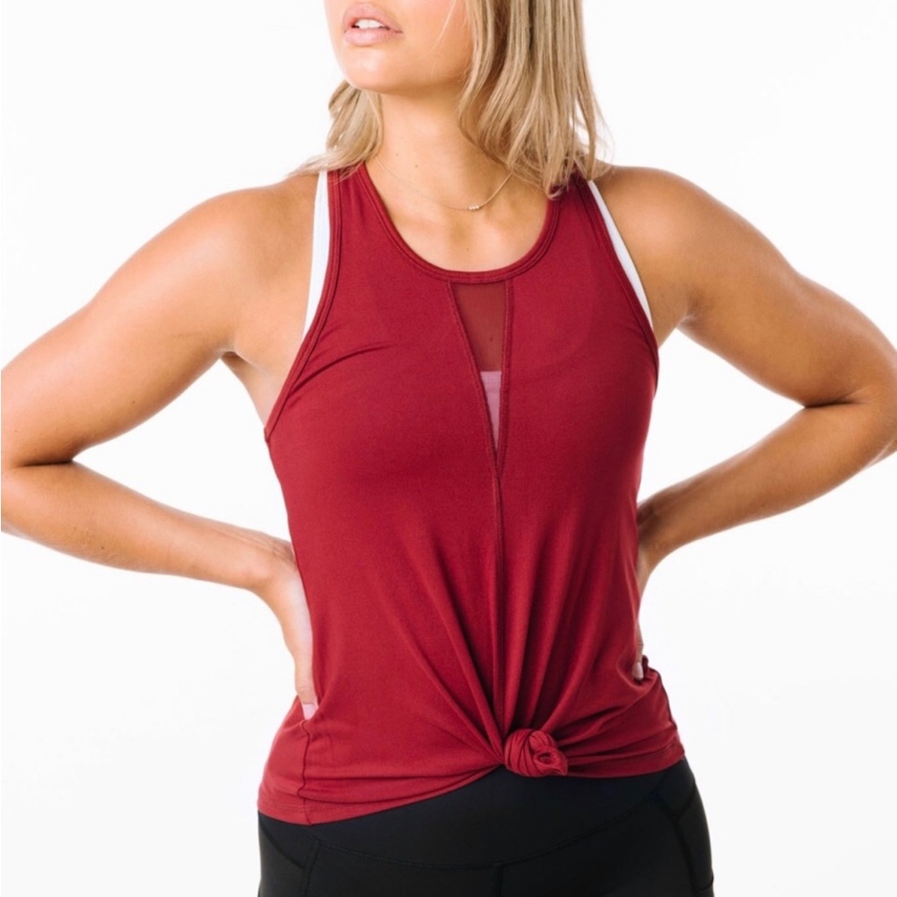 Zyia Cranberry Effortless Tank size M